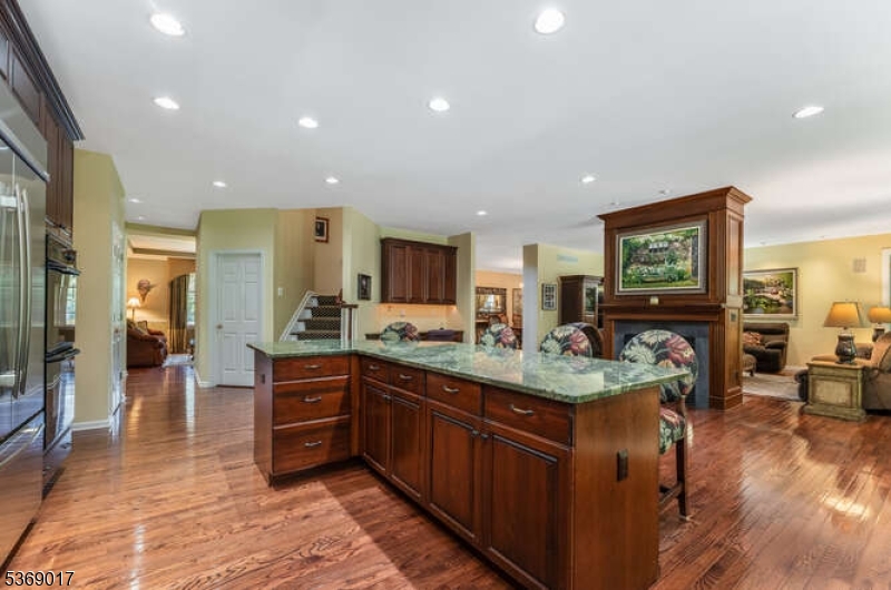 16 Overlook Rd