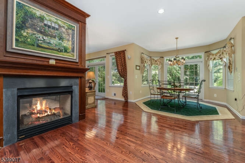 16 Overlook Rd
