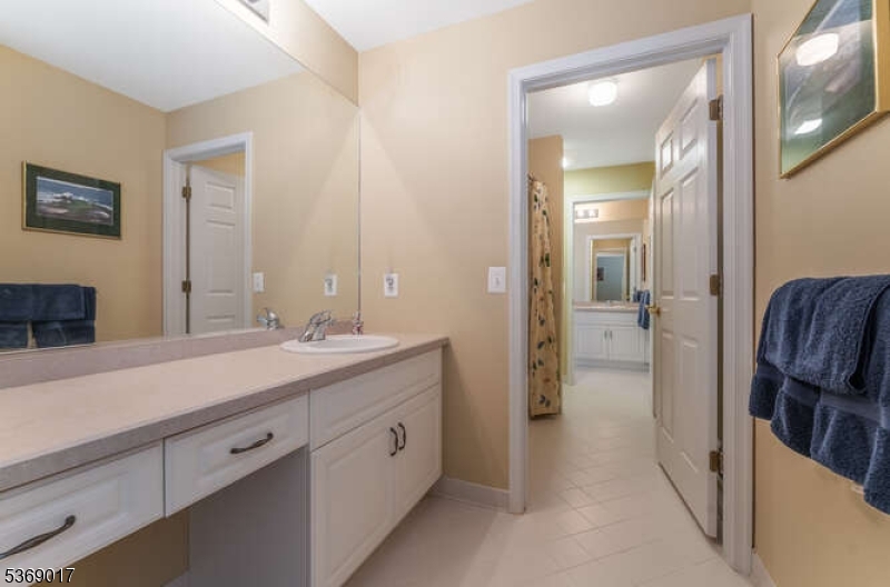 16 Overlook Rd