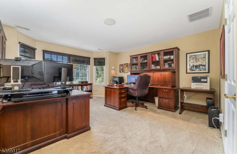 16 Overlook Rd