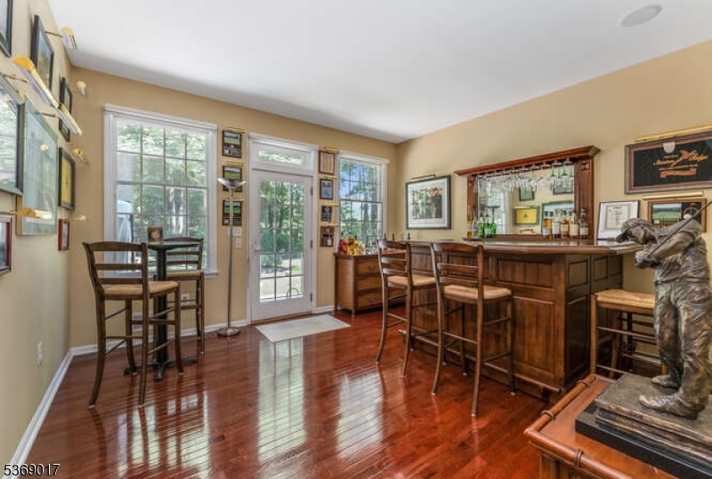 16 Overlook Rd