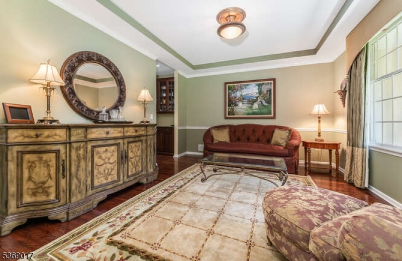 16 Overlook Rd