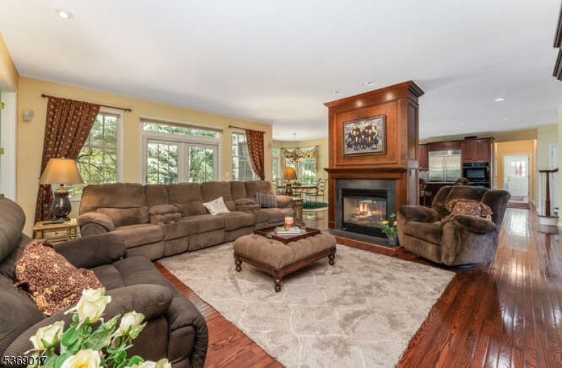 16 Overlook Rd