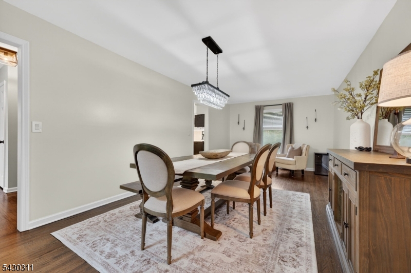 13 High View Drive