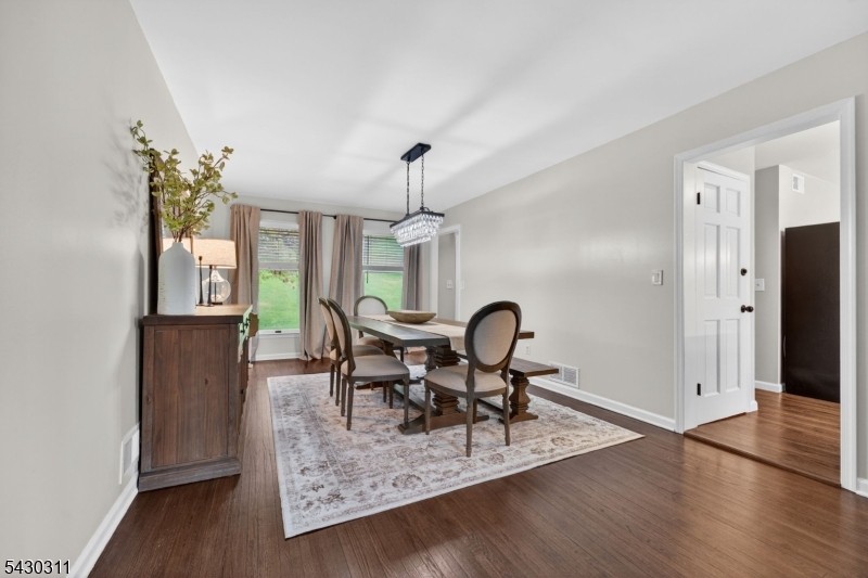 13 High View Drive