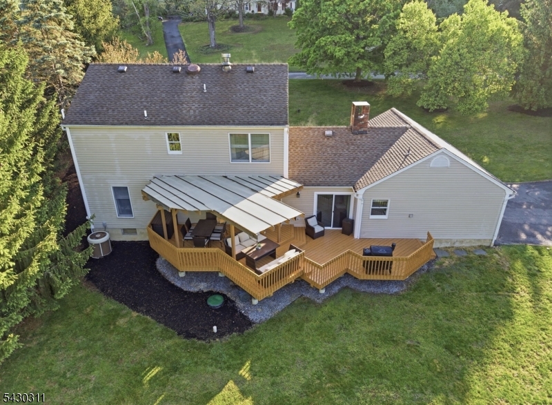 13 High View Drive