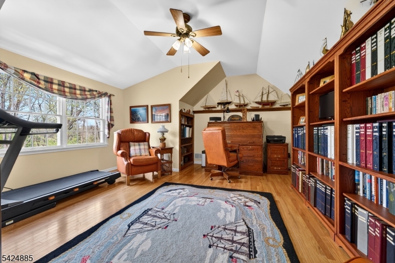 3 Indian Creek Rd