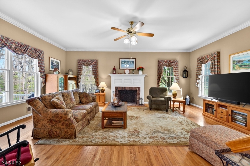 3 Indian Creek Rd
