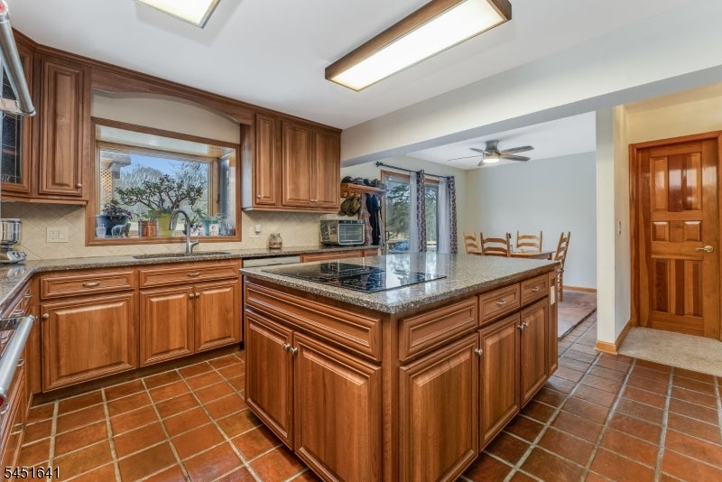 62 Bunnvale Rd