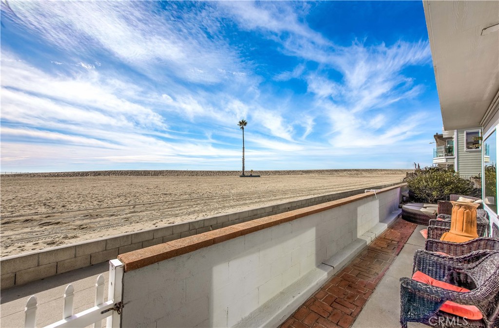 1527 Seal Way 5