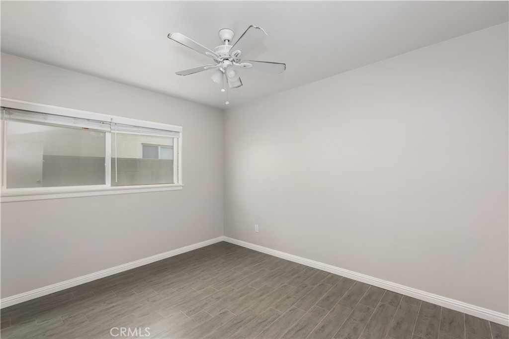 1527 Seal Way 5