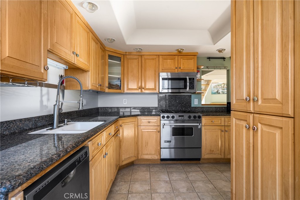 17050 Bluewater Lane