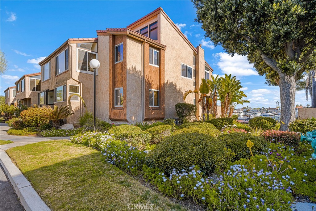 17050 Bluewater Lane