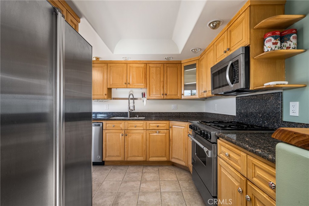 17050 Bluewater Lane