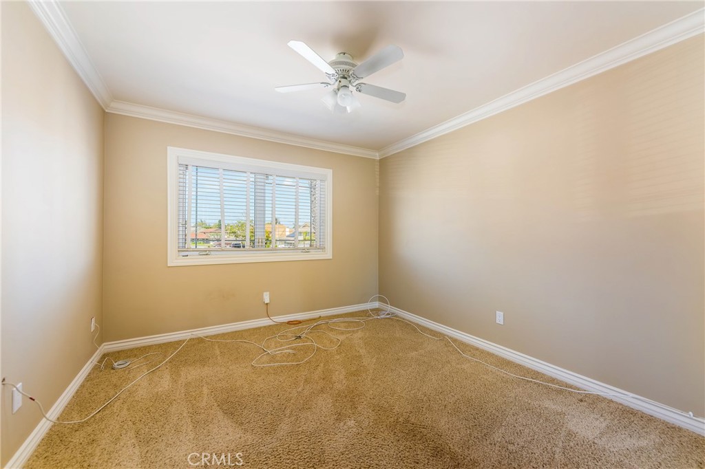 20252 Ravenwood Lane