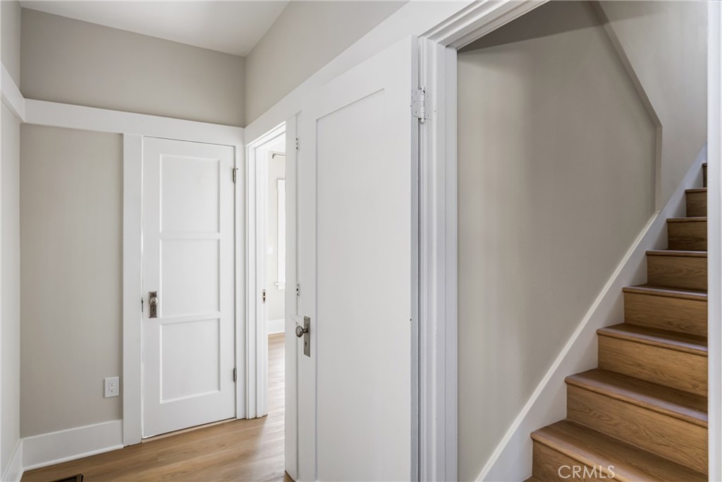 160 N Bonnie Avenue