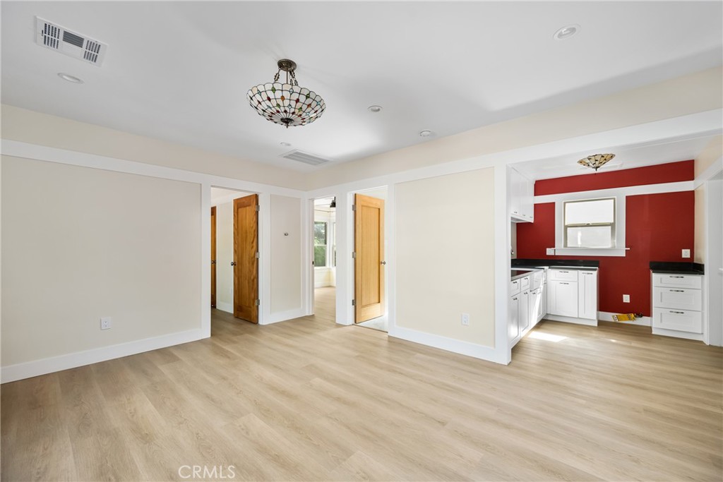 158 N Bonnie Avenue