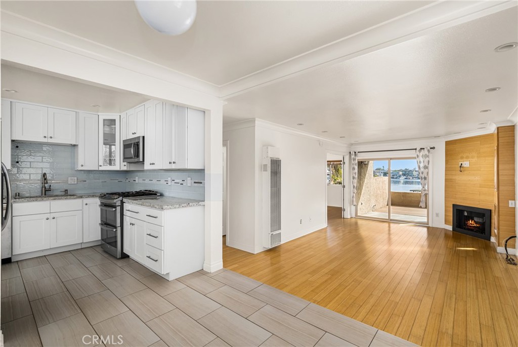 17048 Bluewater Lane
