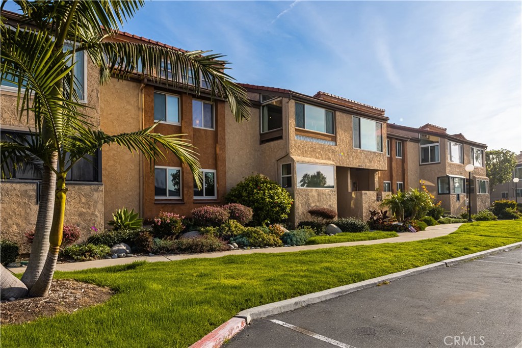 17038 Bluewater Lane