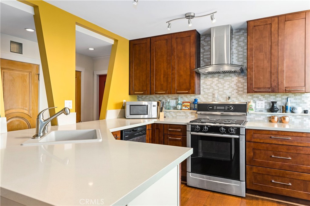 17038 Bluewater Lane