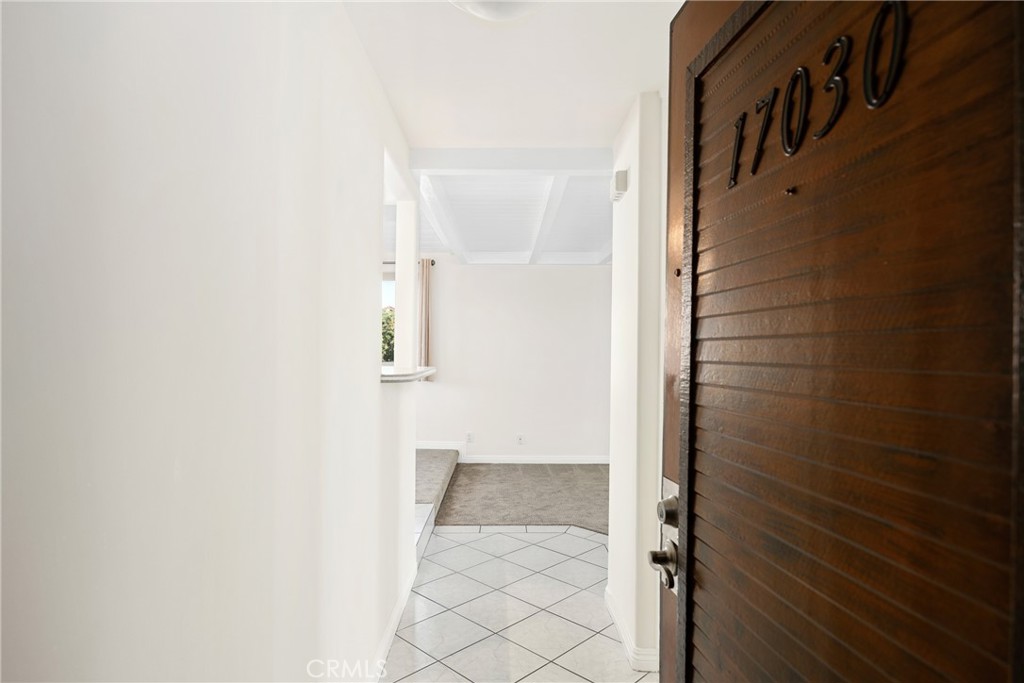 17030 Bluewater Ln