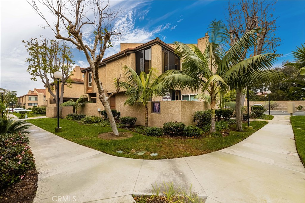 16963 Bluewater Lane