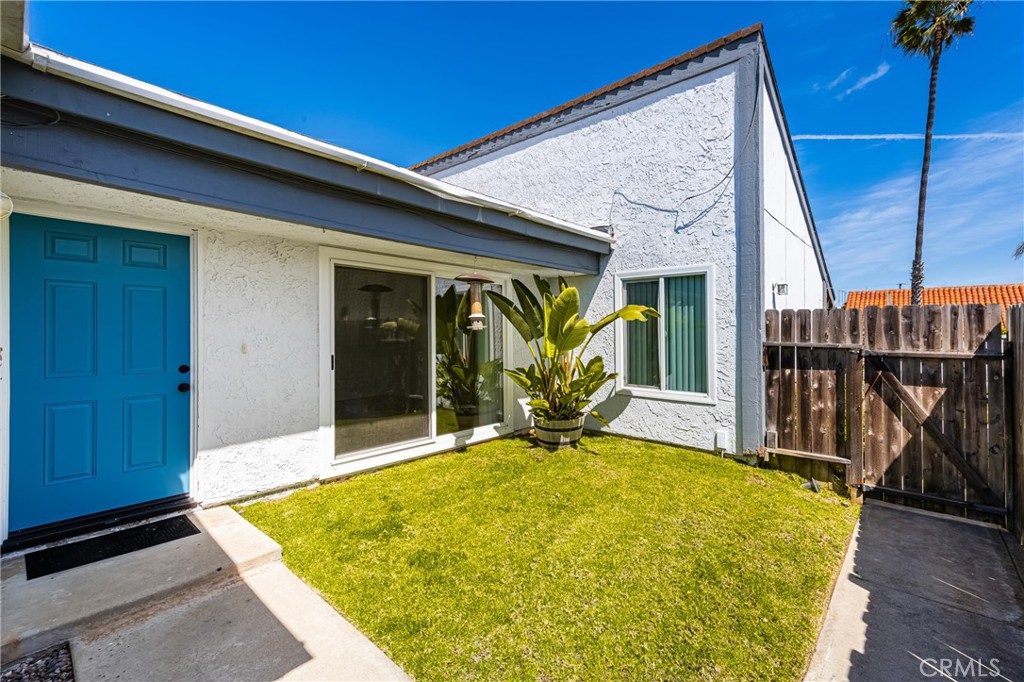 1821 Alsuna Lane