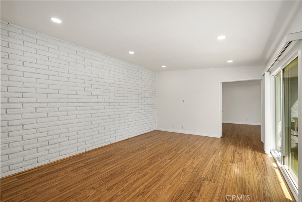 1821 Alsuna Lane