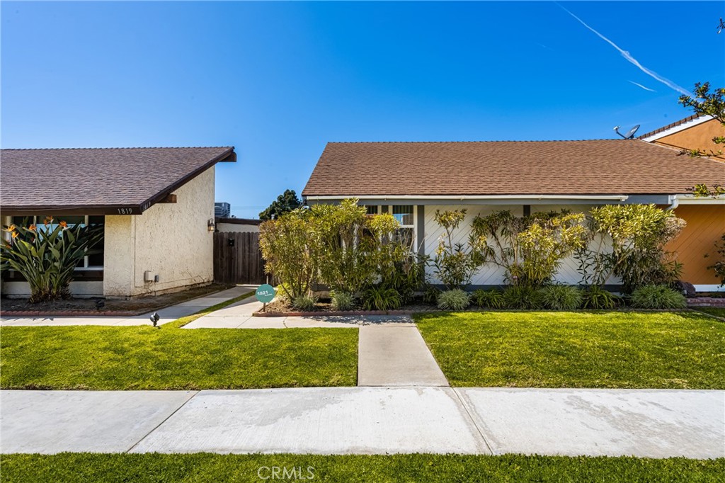 1821 Alsuna Lane
