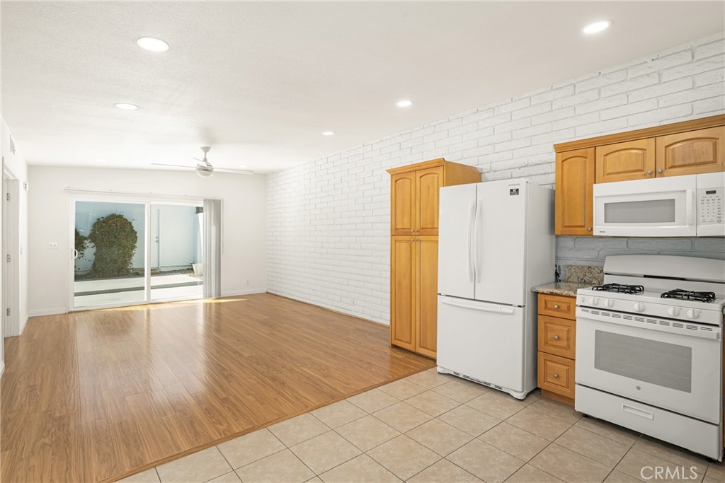 1821 Alsuna Lane