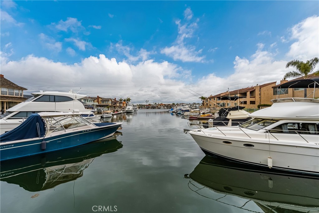 17068 Bluewater Lane