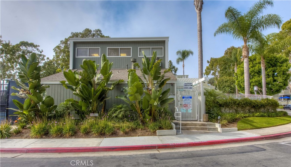 205 Columbia Street
