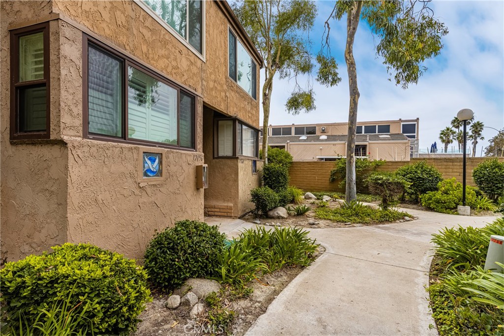17162 Bluewater Lane