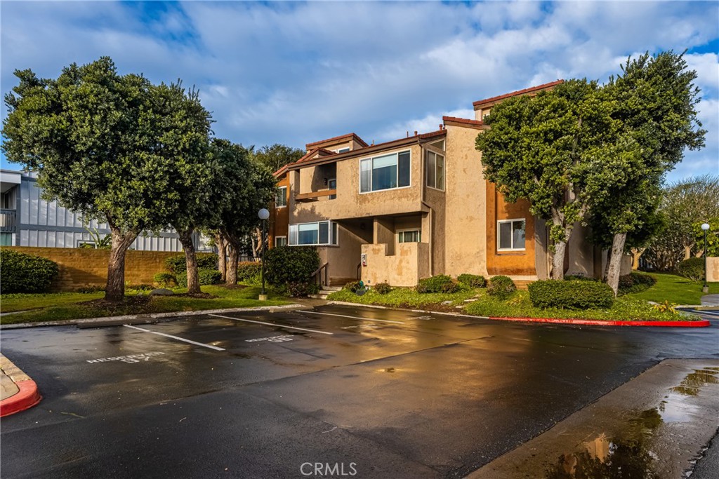 17027 Bluewater Lane