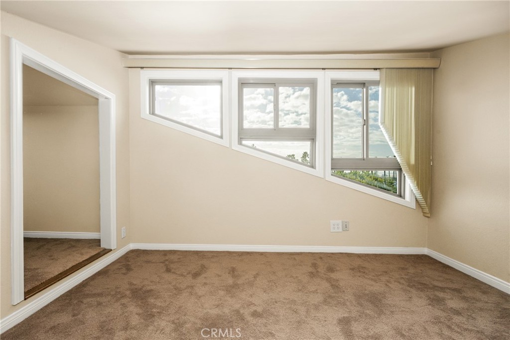 17027 Bluewater Lane