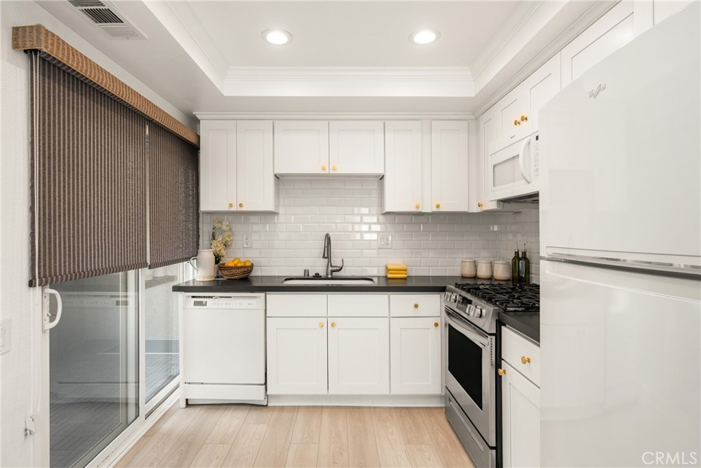 16927 Bluewater Lane