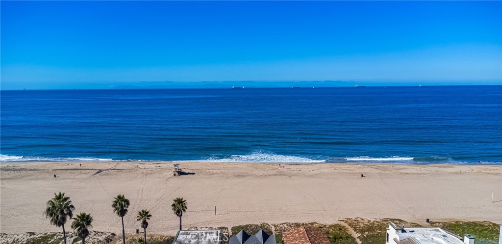 16927 Bluewater Lane