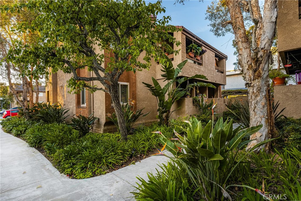 16927 Bluewater Lane