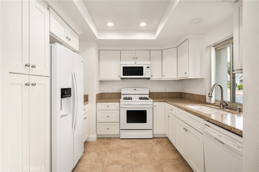 8565 Larkhall Circle 801A