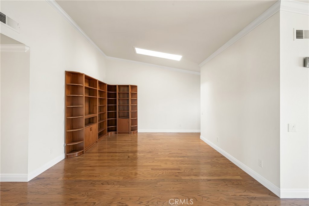 8565 Larkhall Circle 801A