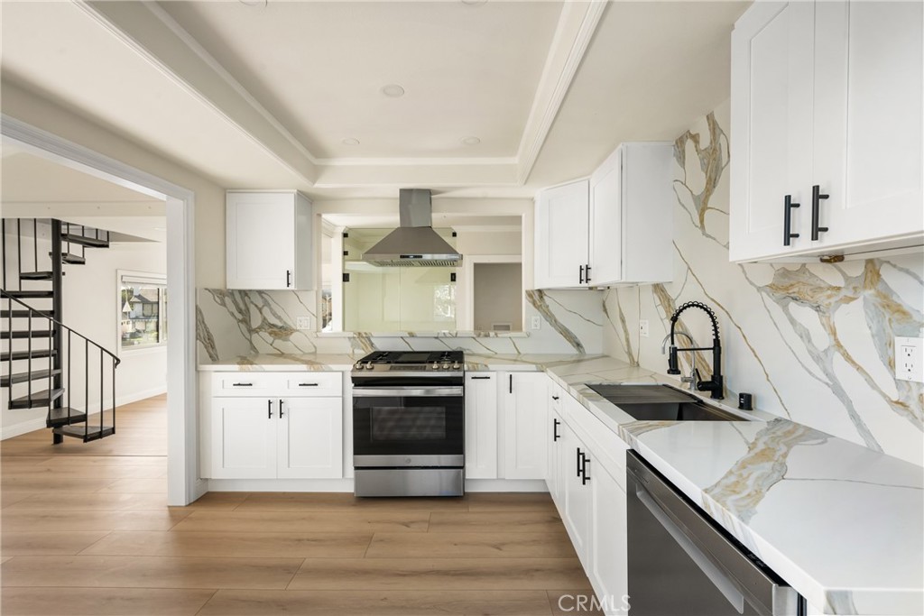 17094 Bluewater Lane