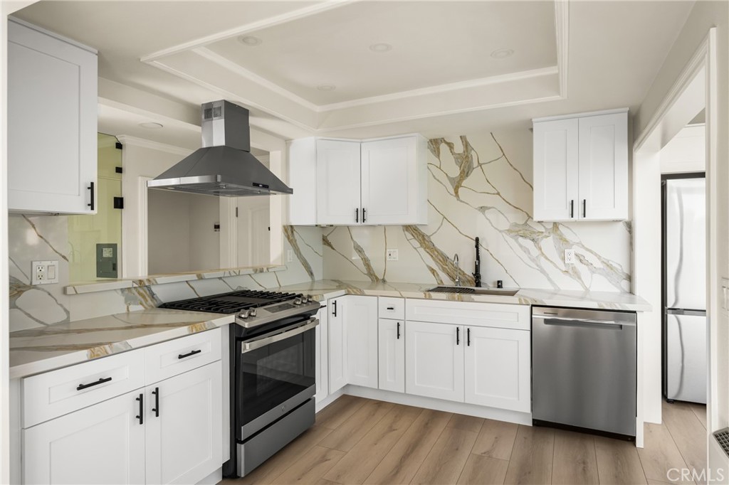 17094 Bluewater Lane