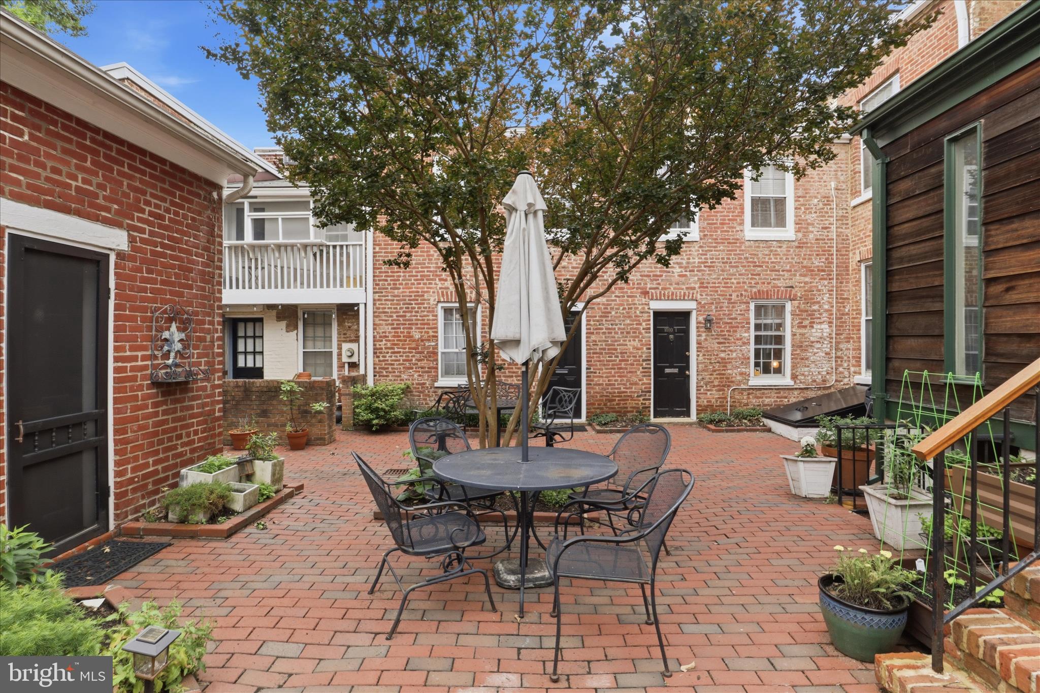 1006 PRINCE STREET 3