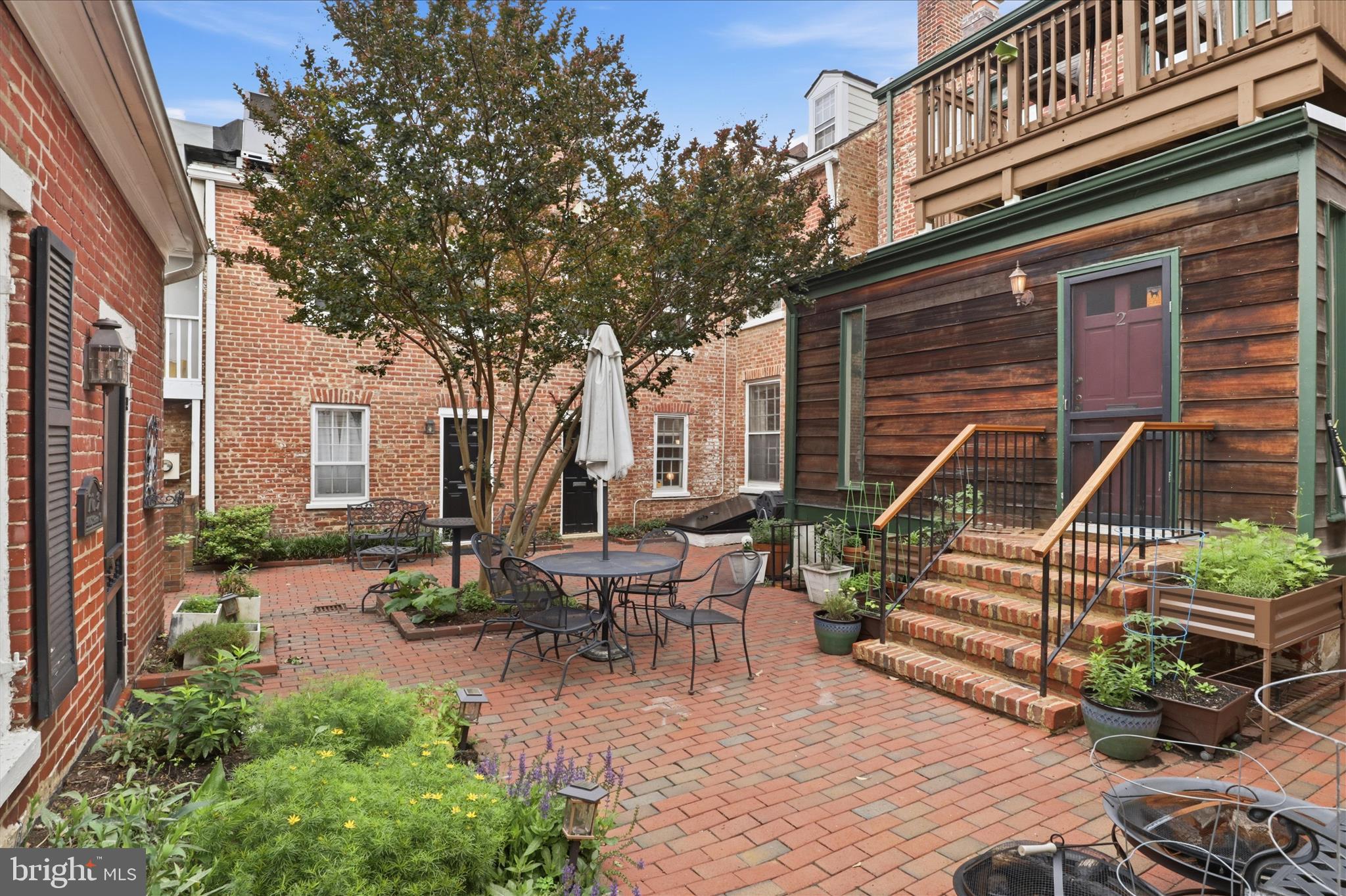1006 PRINCE STREET 3