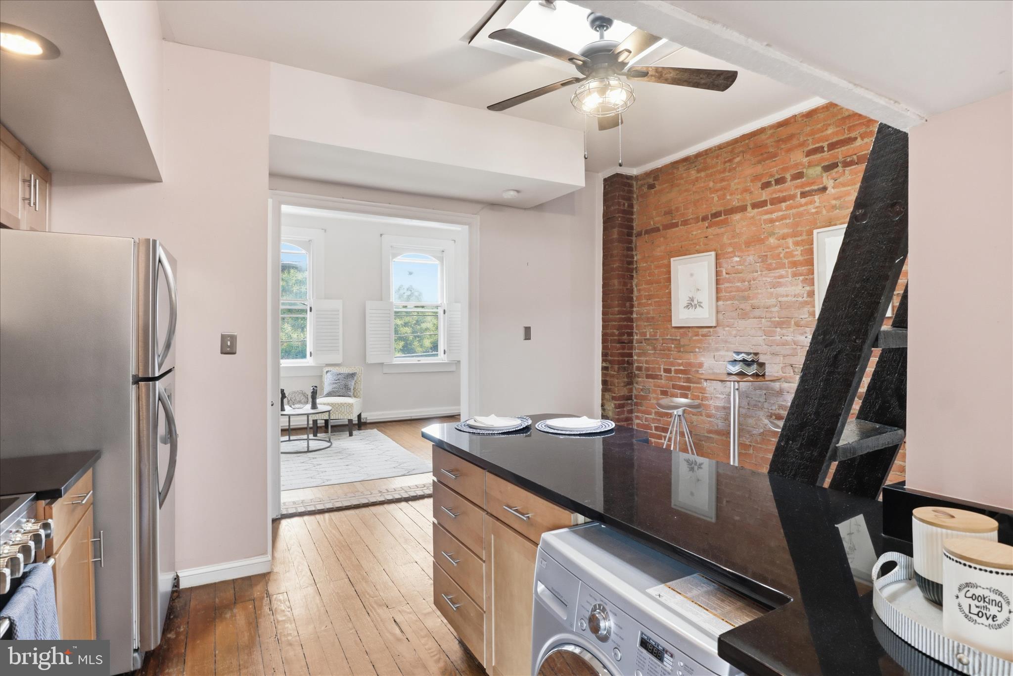 1006 PRINCE STREET 3