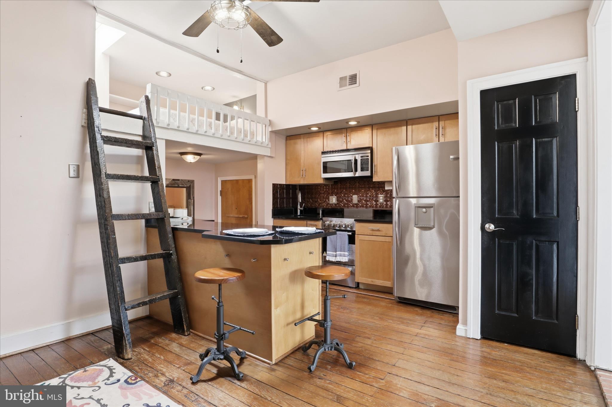 1006 PRINCE STREET 3