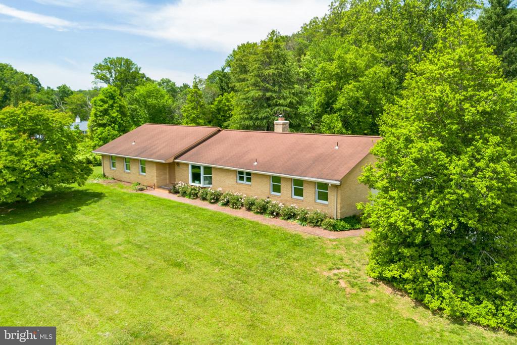 6600 CASTLE RIDGE ROAD