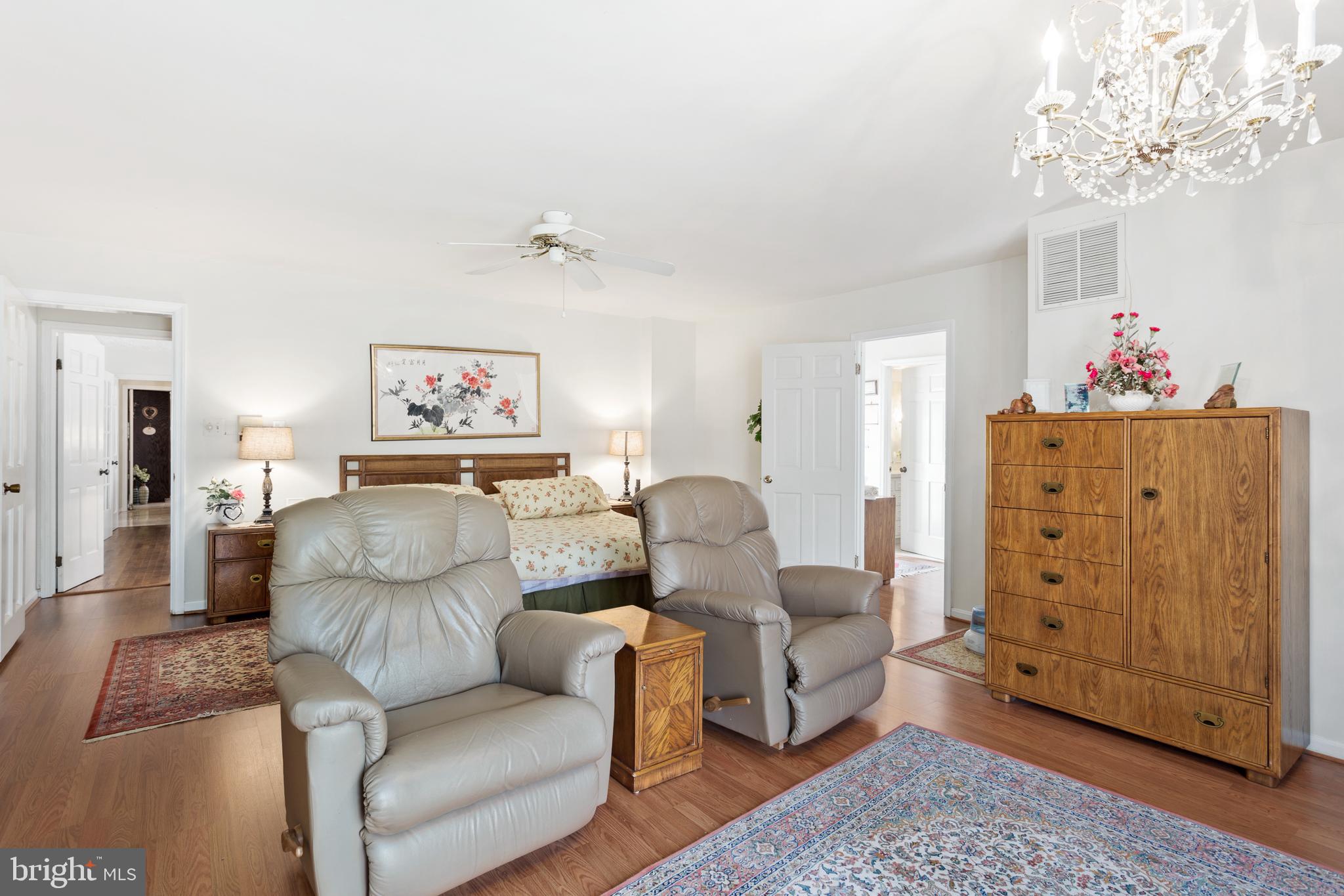 10525 SUMMERWIND LANE