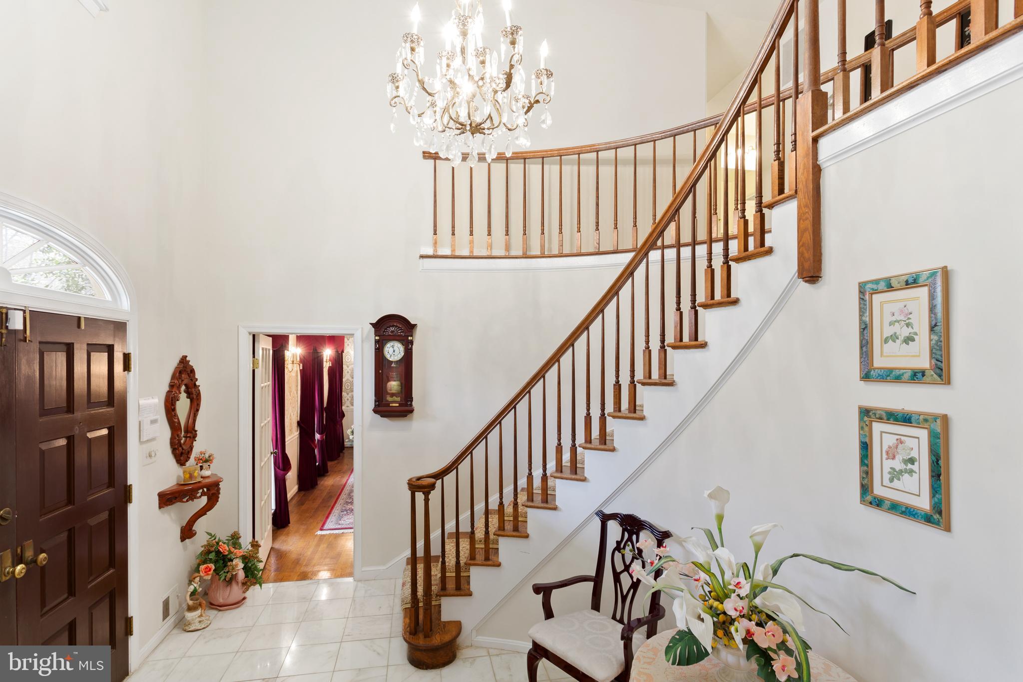 10525 SUMMERWIND LANE