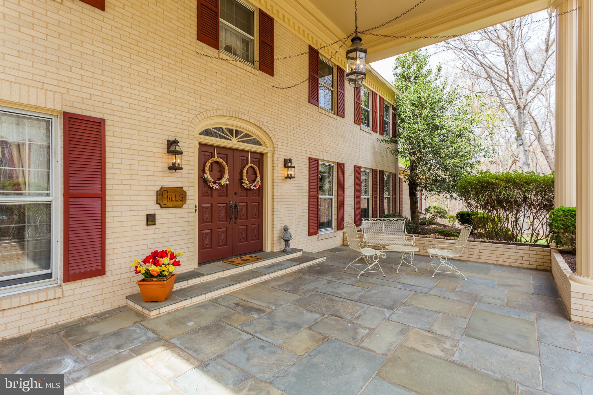 10525 SUMMERWIND LANE